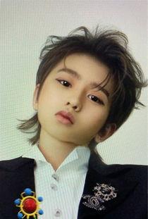 从成人变成小孩特效视频,揭秘成人变小孩特效视频的神奇魅力