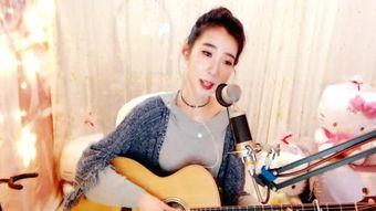 吉他成人女弹唱视频,女性成人吉他弹唱视频赏析