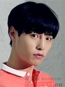 成人理头发造型视频,跟随理发视频教程，轻松打造潮流造型